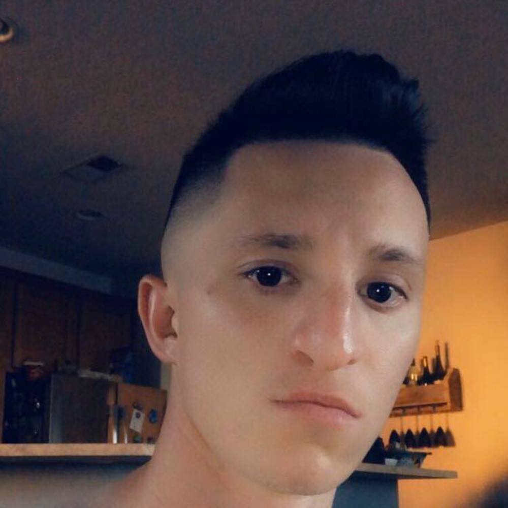 Meet your Posher, Justin